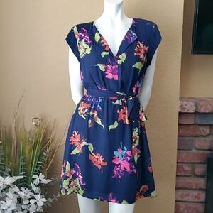 SEREIN Navy Floral V-Neck Self-Tie Waist Dress SIZE: M